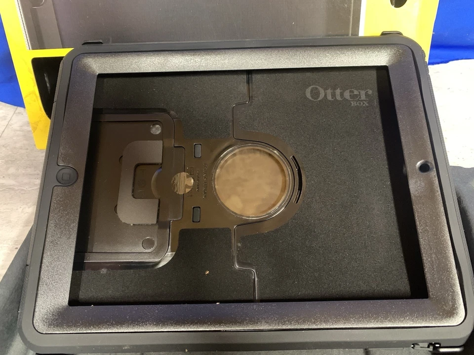 FUNDA OTTERBOX DEFENDER IPAD 1 20-13926-D/ 7ª, 8ª GENERACIÓN Foto 4 de 4