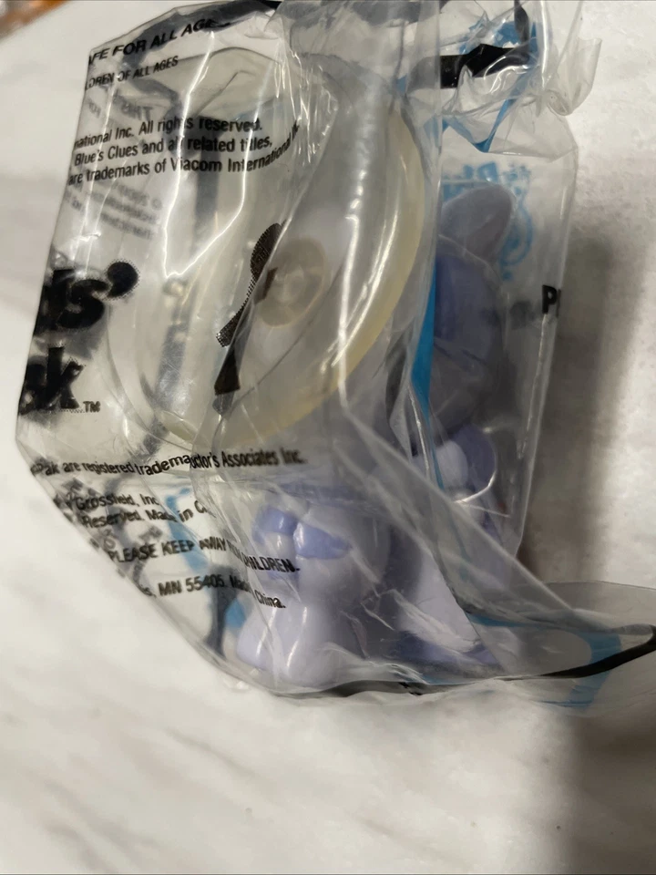 Juguete de comida para niños Subway 2000 pistas azules periwinkle gatito gato capa mágica con cesta Foto 3 de 4