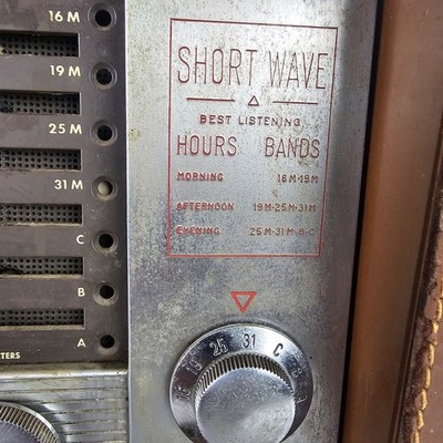 Vintage 1954 RCA Victor Strato-World Short-Wave Radio (3-BX-671