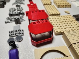 LEGO Spider-Man 4852 The Final Showdown - Parts 95% Complete - NO Minifigures