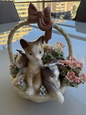 Lladro, perfekt - K&auml;tzchen im Korb Modell 1444
