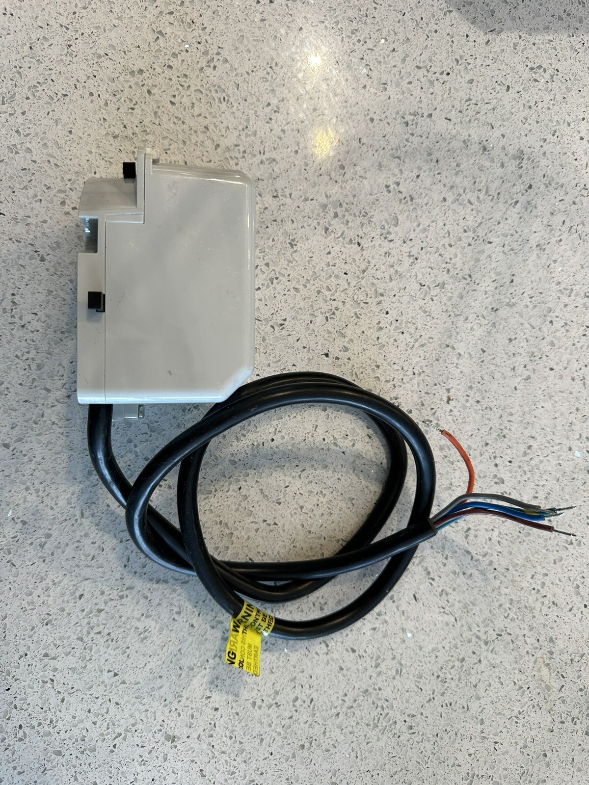 Drayton ZA5 5 Wire Motorised Actuator Head for use with 2 Port Zone