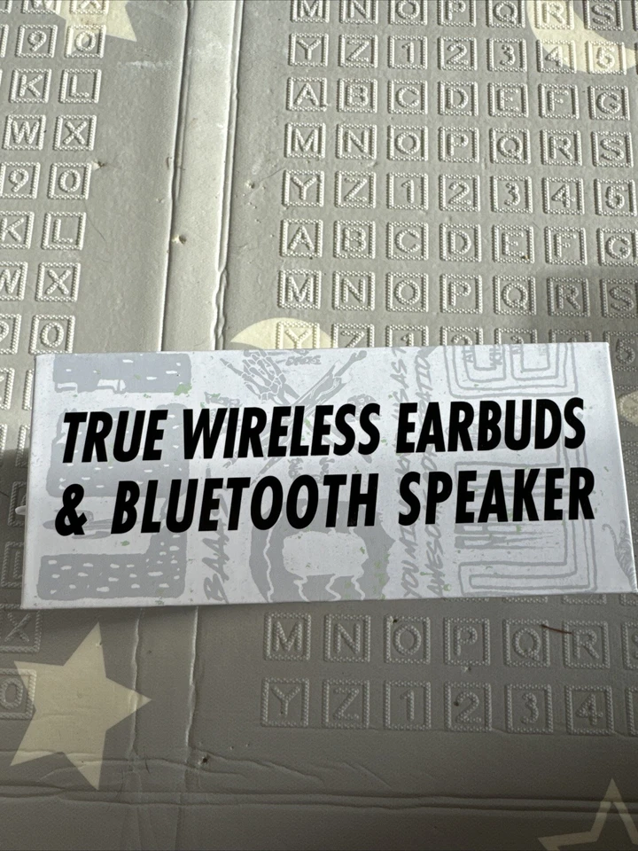 Combo de auriculares intrauditivos y altavoces Wicked Audio SYVER True Wireless - oro rosa Foto 4 de 4