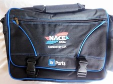 BLACK NYLON/ HANDLE / STRAP LAPTOP COMPUTER TRAVEL BAG CARRY CASE