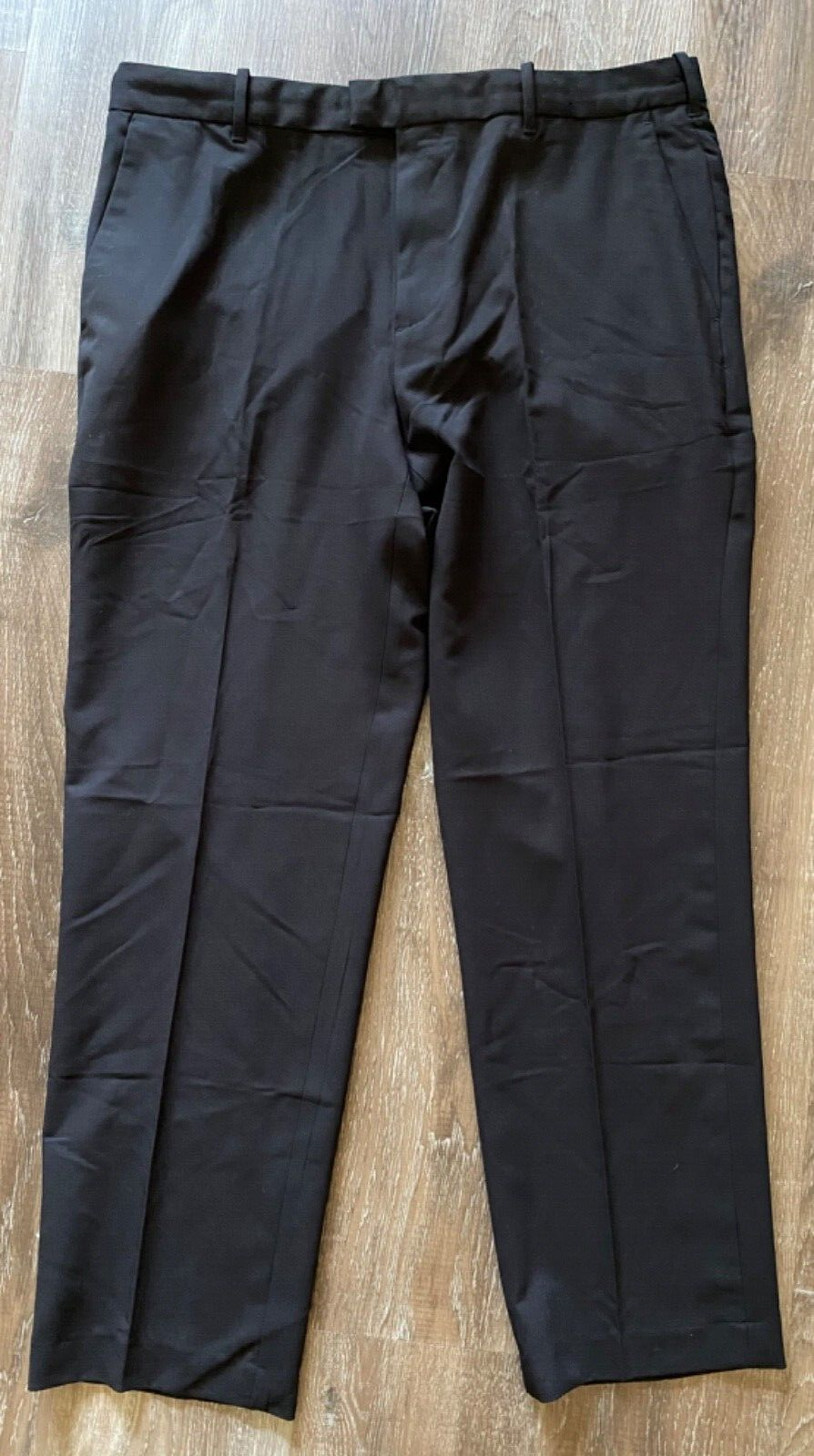 VAN HEUSEN Men's Flex Straight Leg Black Dress Pants Size 38x30 Flat Front