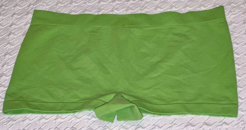Panty corto para mujer INTIMATELY FREE PEOPLE Ultimaetly Soft verde sin costuras XS S Foto 2 de 3