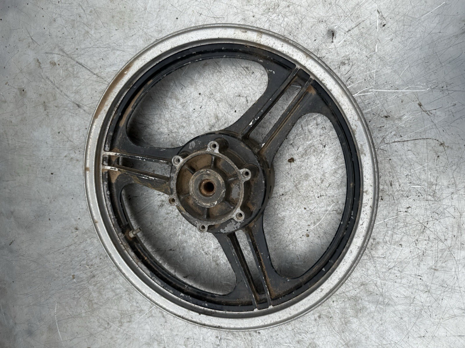 Kawasaki KR250 Rear Mag Rim Wheel 18xmt 3.00 Enkei KR 250 Oem Genuine Original