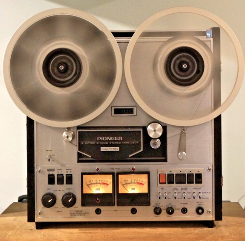 Serviced/Recapped/Working Semi-Pro 15ips Pioneer RT-1050 Two Track Deck.READ