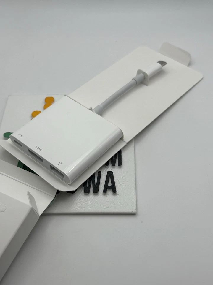Genuine Apple USB-C Digital AV Multiport Adapter MJ1K2AM/A ModelA1621 -OPEN BOX - Image 3 of 3