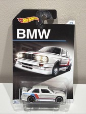 Hot Wheels 2016 Walmart Exclusive BMW Series 2/8 '92 BMW M3 HC52