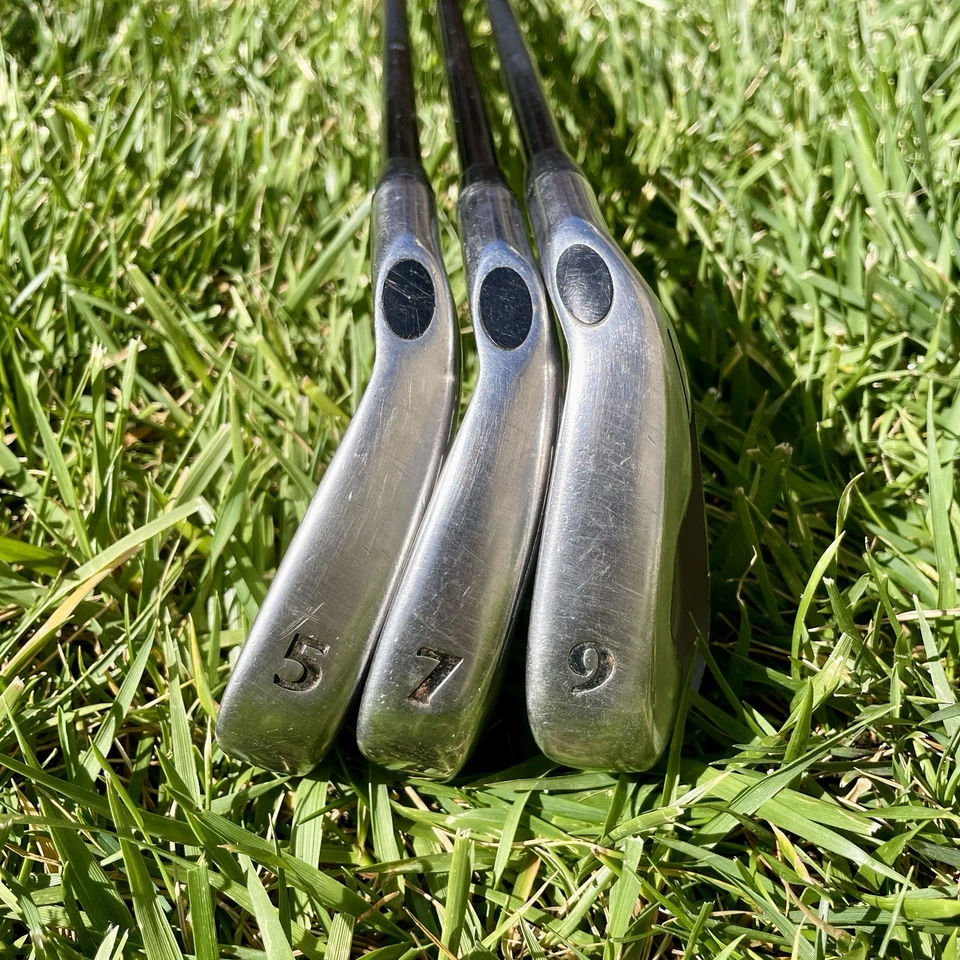 Callaway XJ Junior 4-Club Set 53”-60” Irons & Fairway Hybrid Right Handed - Image 3 of 4