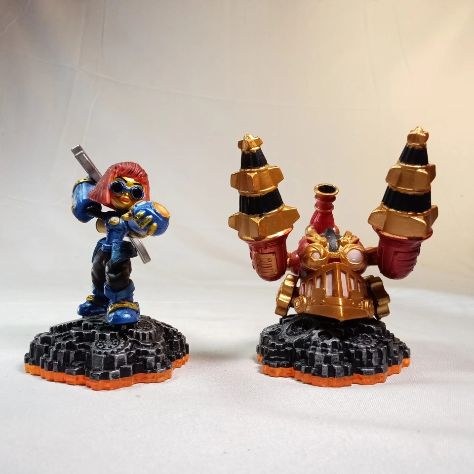 Lote Nintendo Wii incluyendo 3 juegos, una almohadilla Skylanders y 4 Skylanders Foto 2 de 4