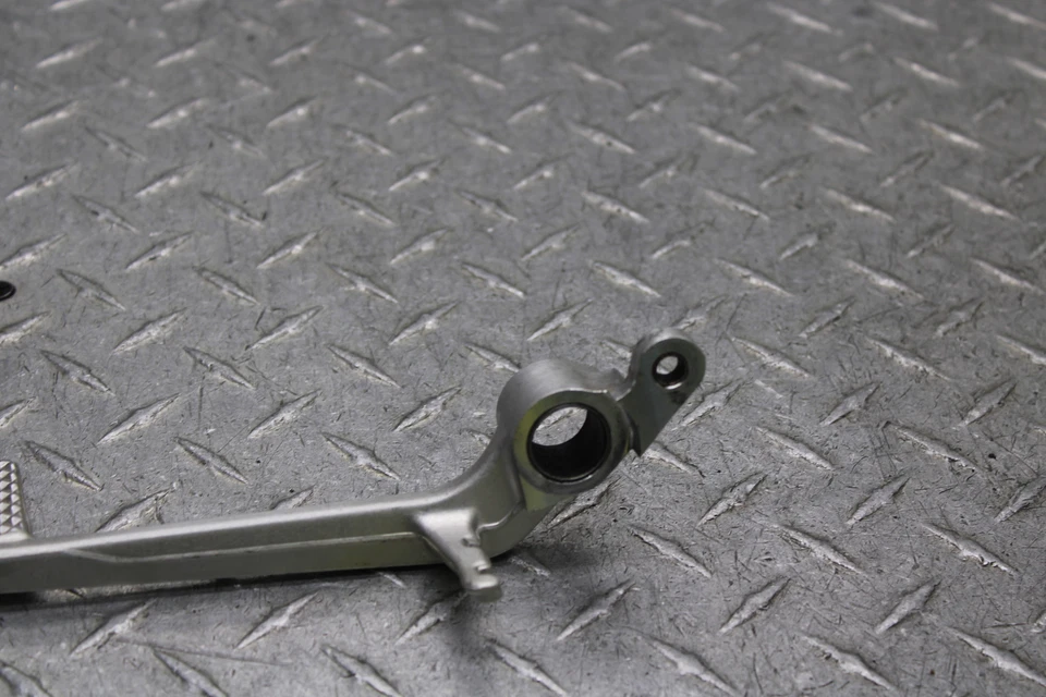 2009 年 YAMAHA YZF R6S Brake 踏板 5SL-27211-00-00 — 第 4/4 张图片