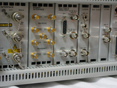Agilent OmniBER725 Communication Analyzer J1409A-OP002/106 Agilent OmniBER725 Communication Analyzer J1409A-OP002/106