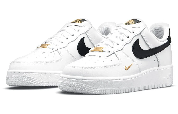 Nike Air Force 1 Low '07 Essential Blanco Negro Dorado Mini Swoosh W - CZ0270-102 Foto 3 de 4