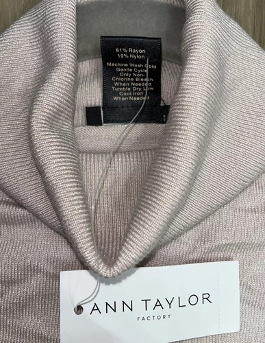Ann Taylor Factory Womens Turtleneck Sweater Rayon Lightweight Pink Size S NEW - Picture 7 of 7