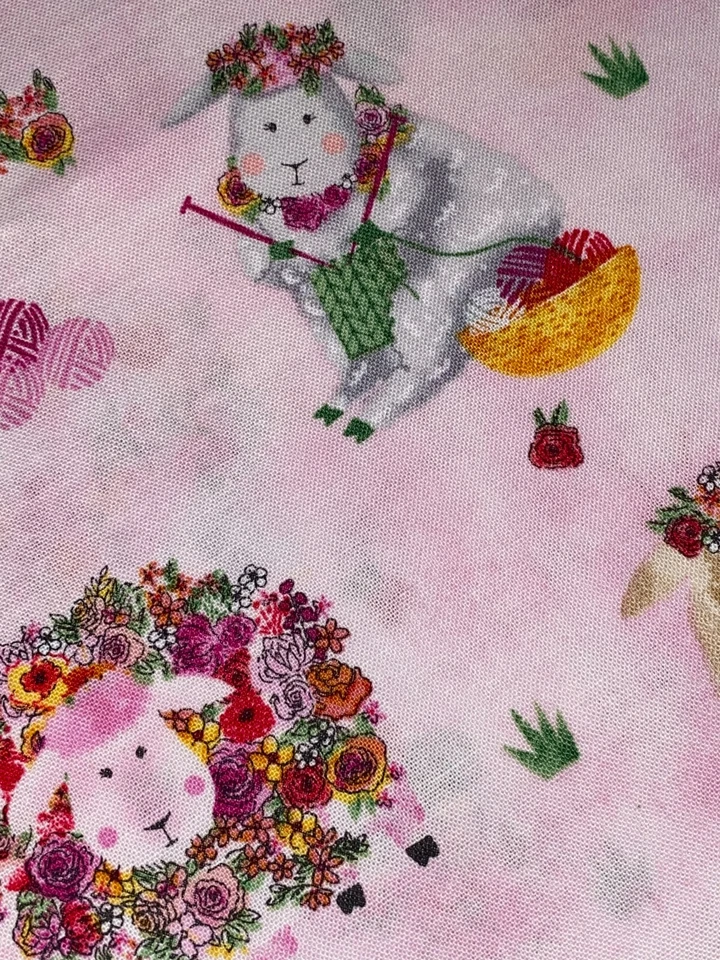 1/2 Yard NEW 100% Cotton Fabric 18"X44" SHEEP KNITTING 9.5 - Image 3 of 3