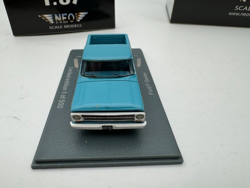 Neo 1/87 Ford F-Series Blue #17 Paint peeling off logo - Picture 2 of 5