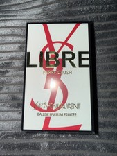 Libre Berry Crush Yves Saint Laurent 香水- 一款2025年新的女用香水