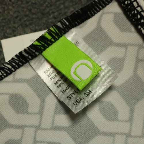 Costume da bagno Kohl's Racerback Tankini scollo a V imbottiture rimovibili nero bianco rosa caldo S - Foto 14 di 24