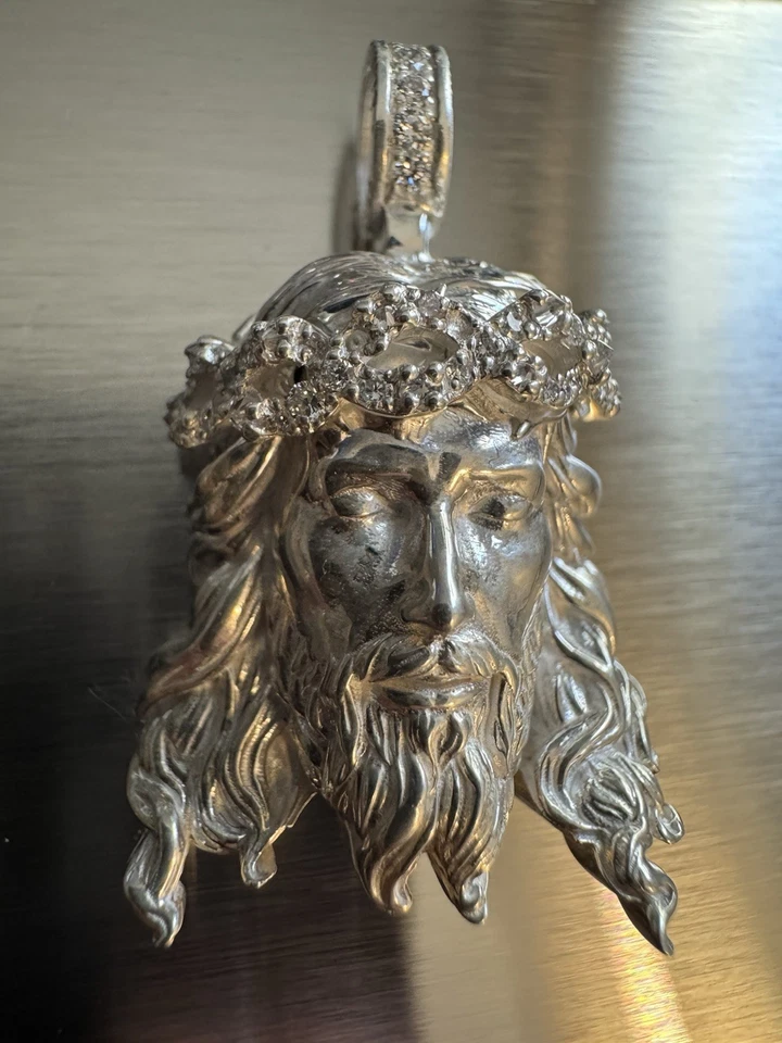 925 Sterling Silver Jesus Piece Pendant w/ lab diamonds - Image 3 of 4