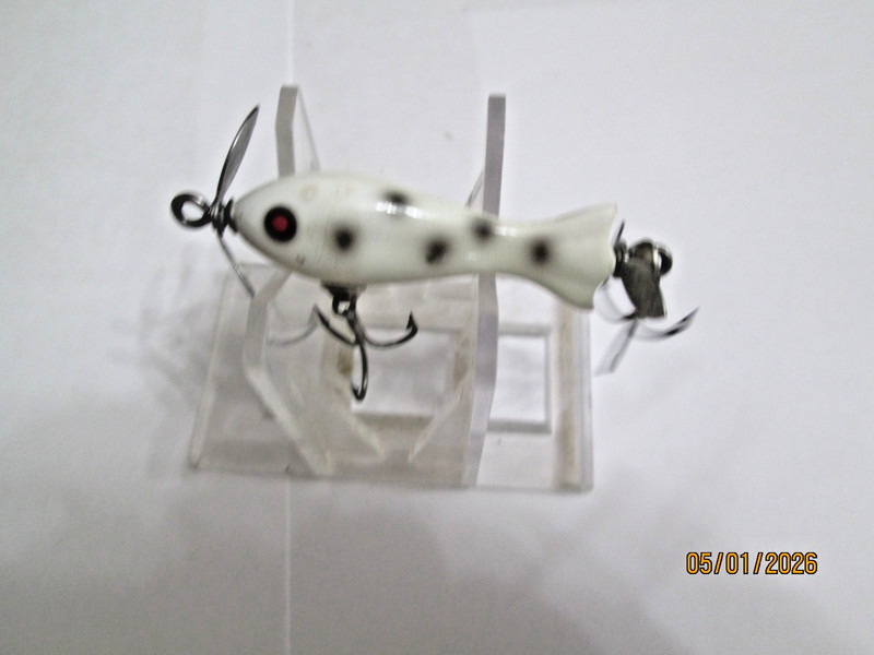 Heddon  Tiny Spook (White Coachdog)