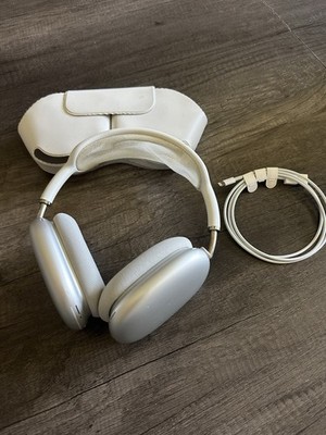 Apple AirPods Max Wireless Over-Ear Headphones Silver w/ Case + Charger