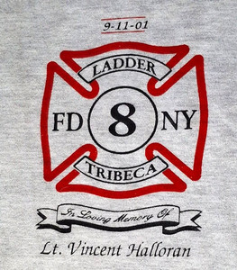 Vintage FDNY In Memory 9-11-2001 Tee Shirt 2-sided Tribeca Ladder 8 size L