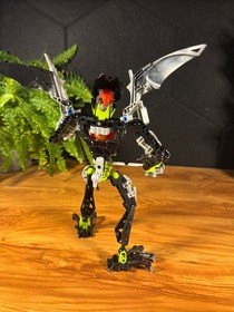 LEGO Bionicle Mutran and Vican (8952) Complete, See Description!