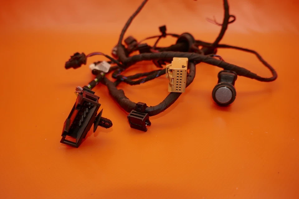 AUDI Q5 WIRE HARNESS REAR BUMPER 2013 2014 2015 2016 2017 8R0 971 104 BS OEM - Image 2 of 4