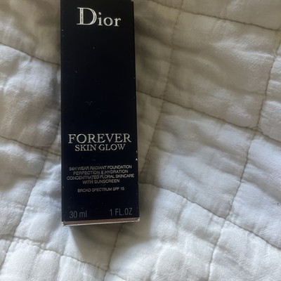 Dior Forever Skin Glow 24h Wear Radiant Foundation 9N 30 Ml 