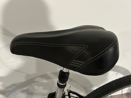 Trek 7000 Bike - Picture 15 of 16