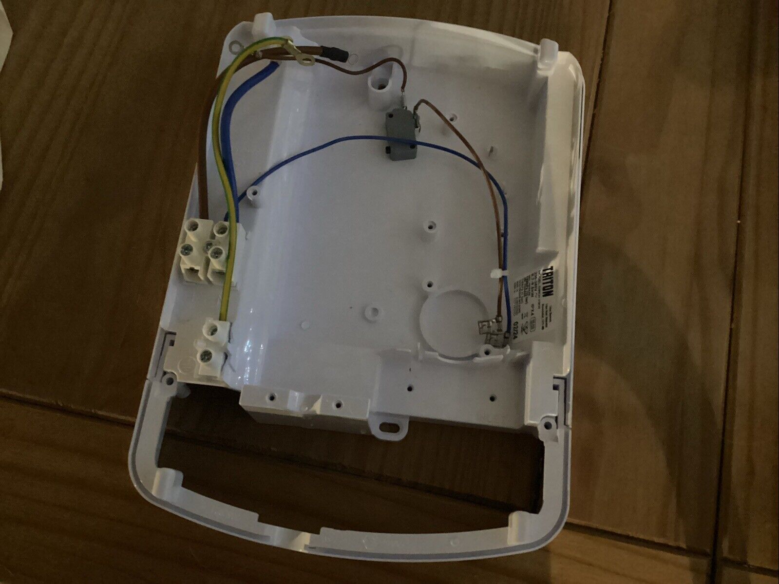 Picture 1 of 4
