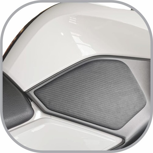 RubbaTech BMW R1200RT & R1250RT rubber knee pads - bonus bundle pack - Picture 3 of 6