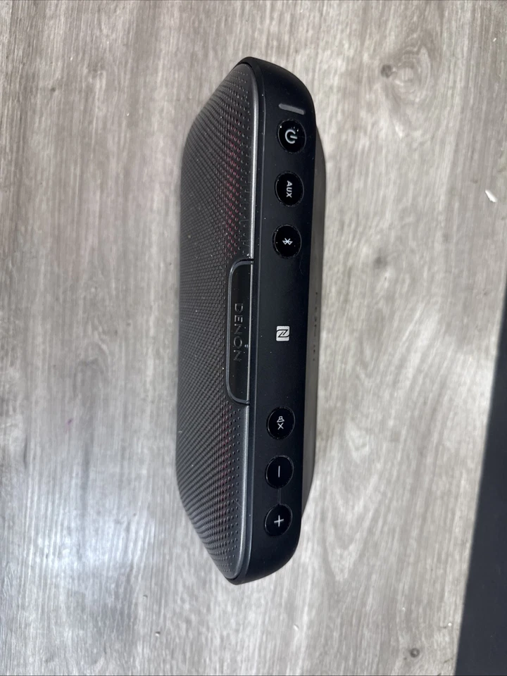 Altavoz portátil inalámbrico Bluetooth premium Denon DSB-200BT Envaya envío rápido Foto 2 de 4