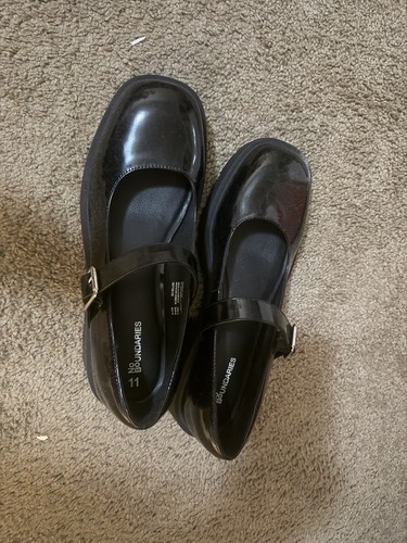 No Boundaries Black Mary Jane Women's Flats Size 11 Faux Leather Buckle Strap
