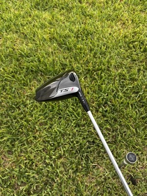 Titleist TSR1 Driver 10° Regular Flex Graphite Right-Hand 460cc Black