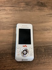 Sony Ericsson Walkman LCD Screen 2.0MP Cellular Slider Mobile Phone