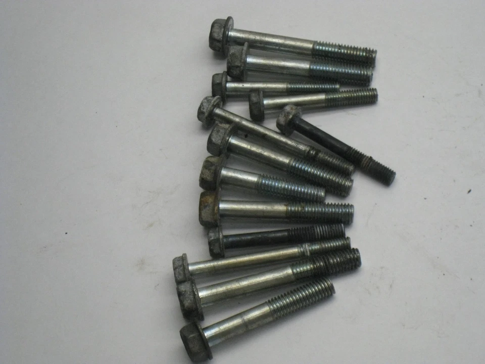 1978 YAMAHA XS400 XS 400 CYLINDER HEAD VALVE COVER BOLTS - Image 2 of 3