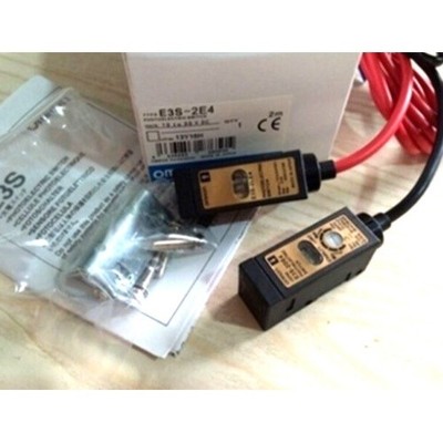 1pcs   E3S-2E4 Photoelectric Switch #qo
