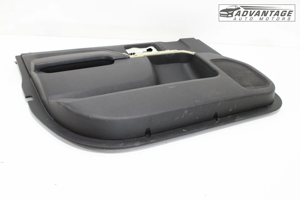 Chevy Silverado 2500 HD 2015-2019 cubierta de moldura de panel de puerta delantera izquierda OEM Foto 2 de 4