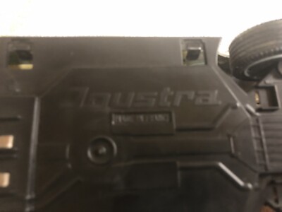 ANCIENNE VOITURE JOUSTRA TOLE ( PORSCHE 928 RALLYE ) DANS L'ETAT