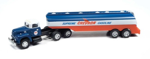 Spur H0 - Camión Cisterna IH R-190 Chevron -- 31206 Neu | Zustand: Nuevo