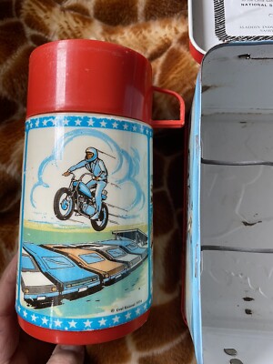 1974 EVEL KNIEVEL Stunt MOTORCYCLE Daredevil Metal Lunchbox