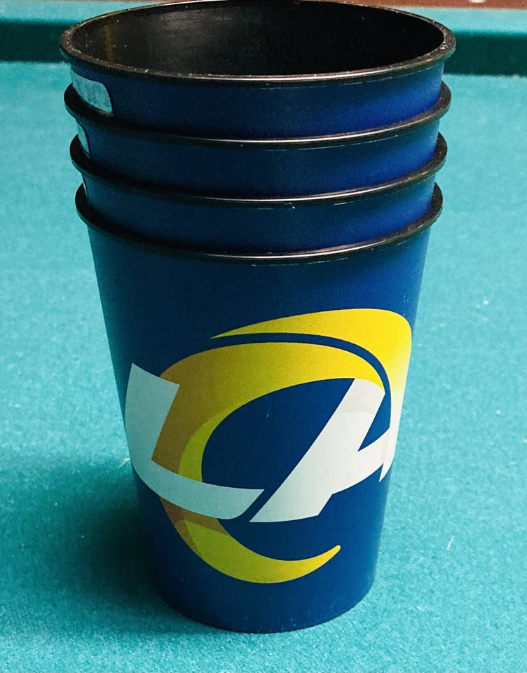 Taza de fiesta reutilizable de 12 oz de los campeones del Super Bowl de la NFL de Los Angeles Rams (juego de 4 tazas) Foto 2 de 4