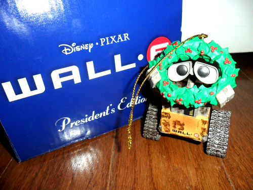 President's Edition Disney - Pixar Wall-E Keepsake Ornament Scholastic - Picture 2 of 9