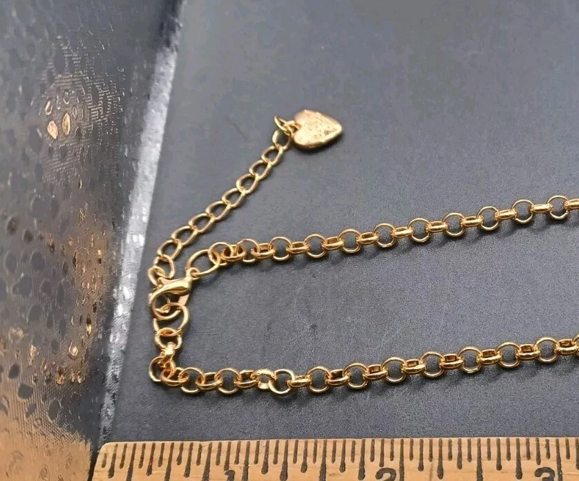 New Marked Betsey Johnson Beach Shell Pearl Goldtone Necklace - Image 4 of 4