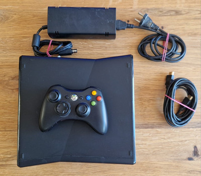 Xbox 360 Slim   RGH 3.0 Mod   1TB SSD   Aurora Dashboard   Inkl. Controller
