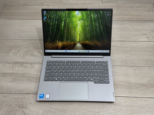 Lenovo ThinkBook 14 G8 14" Touch Laptop Core 7 240H 8GB RAM 512GB SSD Win-11 - Foto 1 di 9