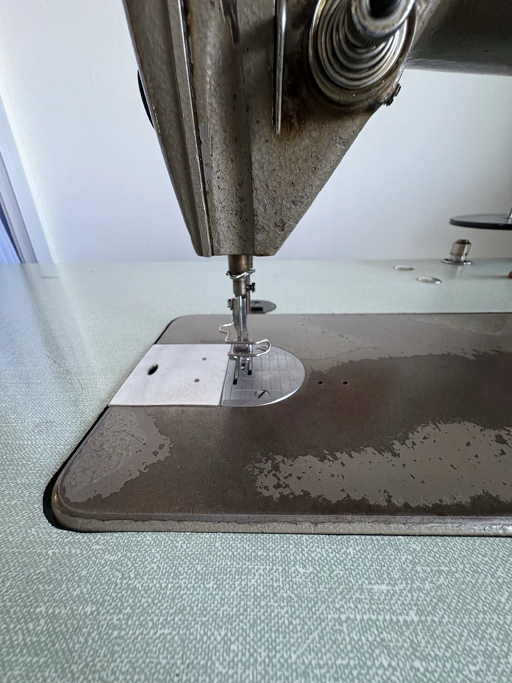 Brother Industrial Sewing Machine - Image 4 of 4